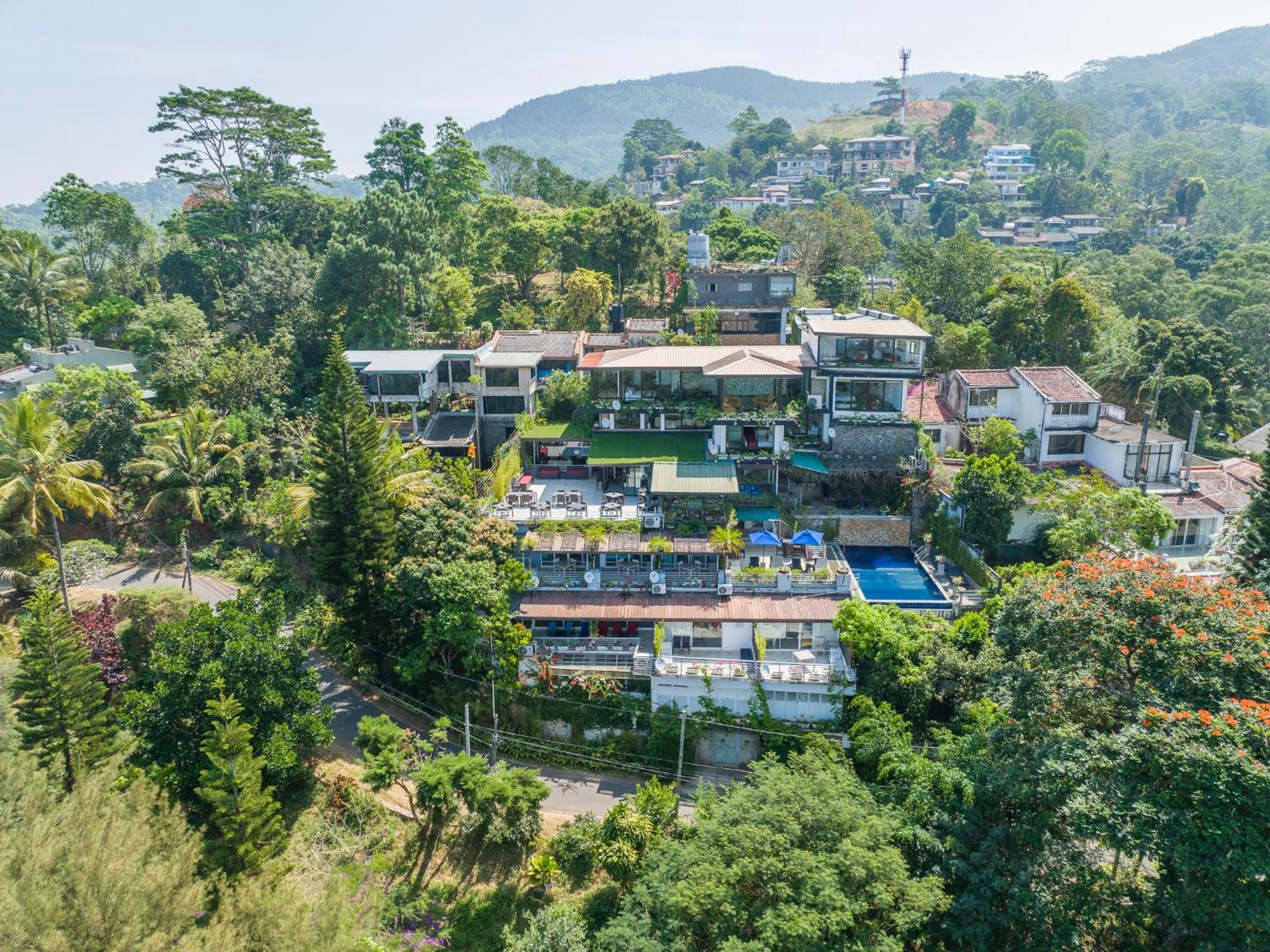 The Theva Residency Hotel Kandy Exterior photo