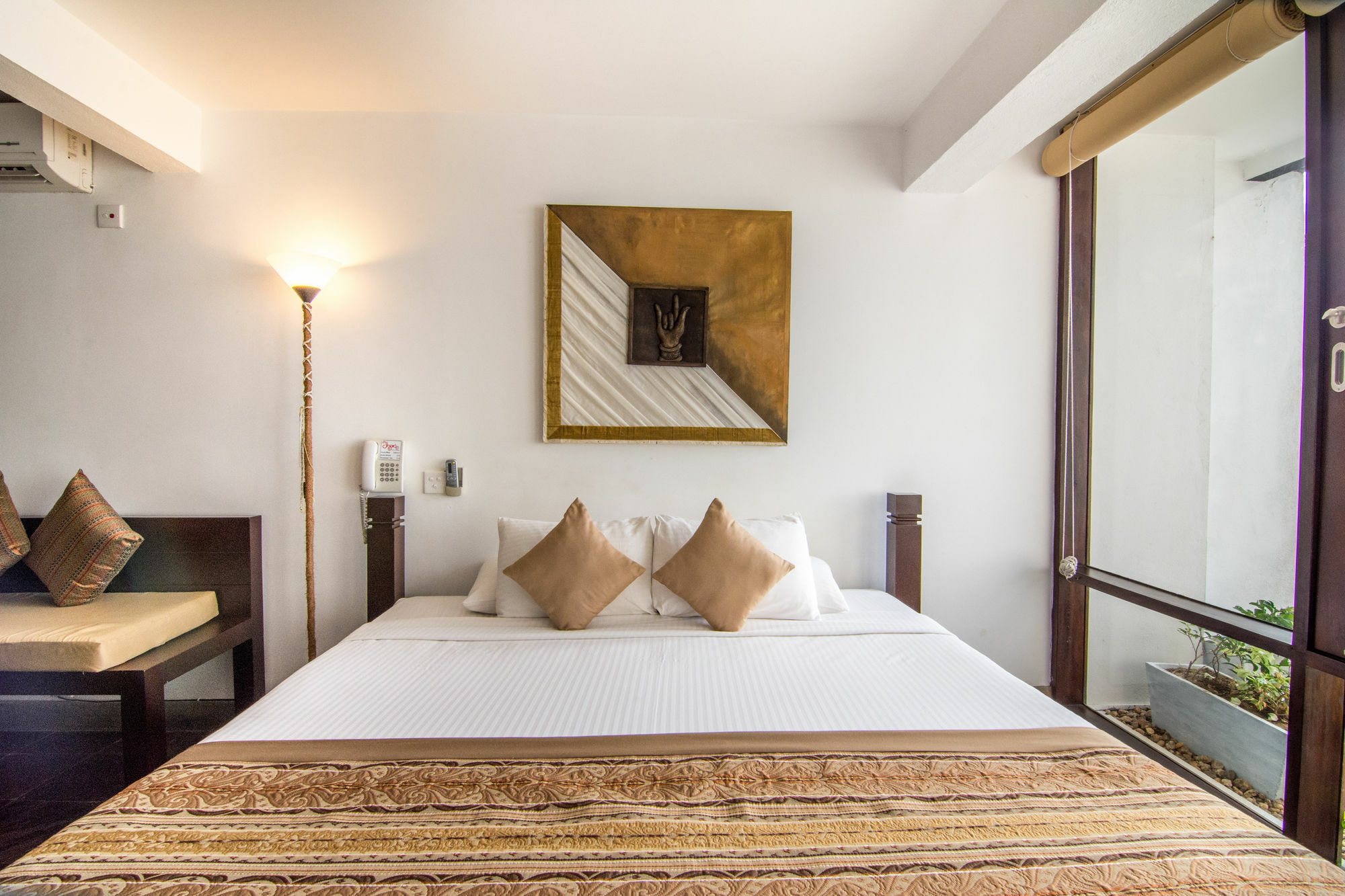 The Theva Residency Hotel Kandy Exterior photo